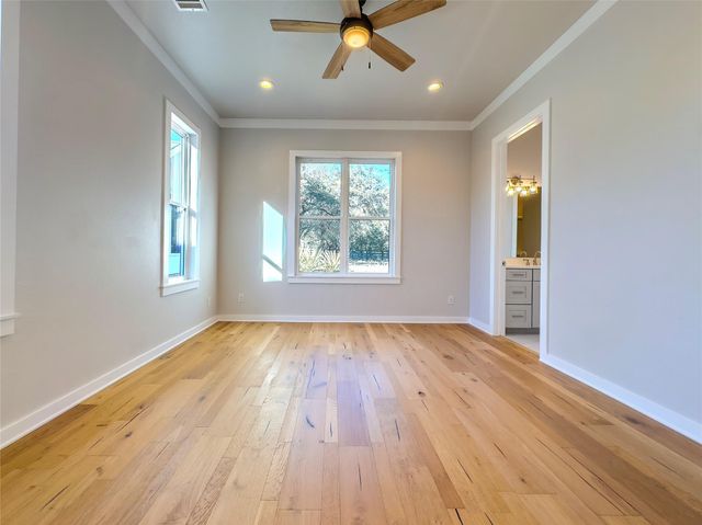 2400 Bruin DR 27, Spicewood, TX 78669