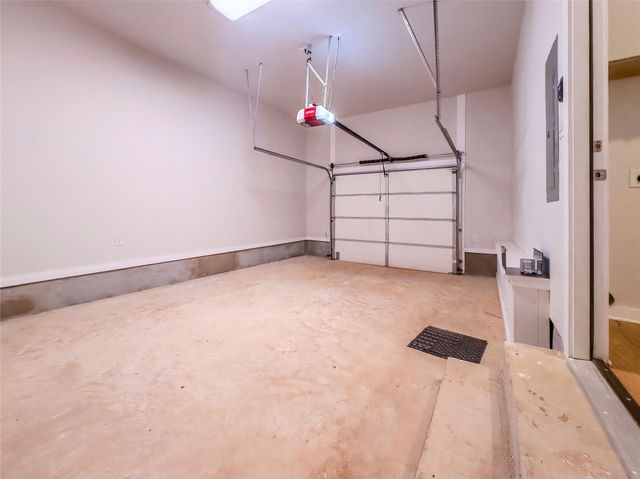 2400 Bruin DR 27, Spicewood, TX 78669