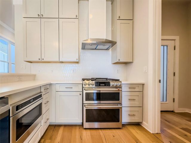 2400 Bruin DR 27, Spicewood, TX 78669