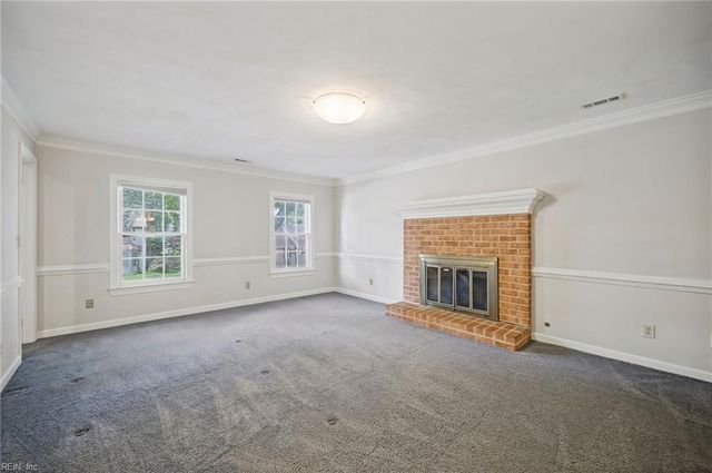 708 Shadowfield CT, Chesapeake, VA 23322