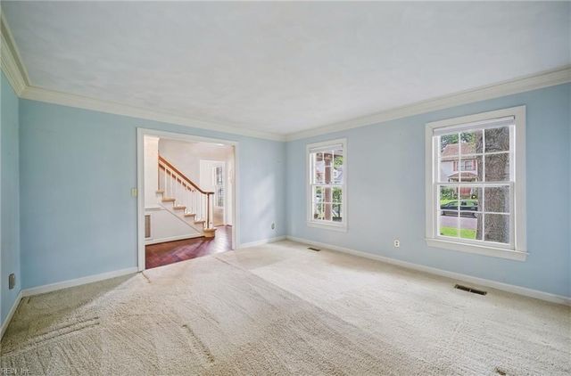 708 Shadowfield CT, Chesapeake, VA 23322
