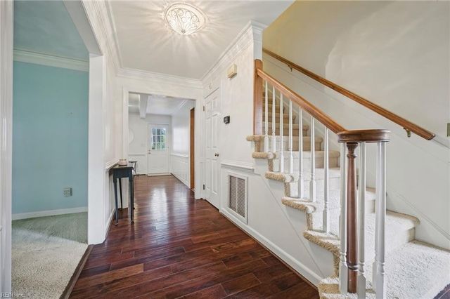 708 Shadowfield CT, Chesapeake, VA 23322