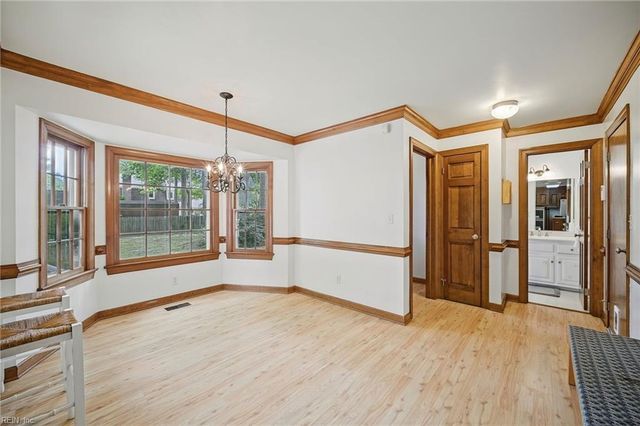 708 Shadowfield CT, Chesapeake, VA 23322