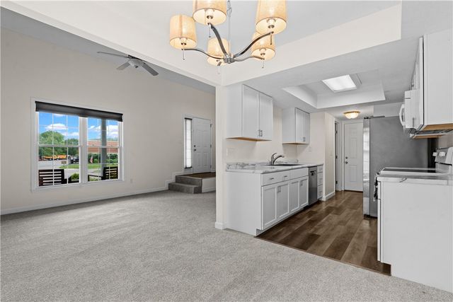 1003 Foxshire Place, Centerville, OH 45458