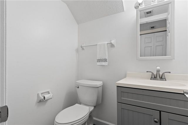 1003 Foxshire Place, Centerville, OH 45458