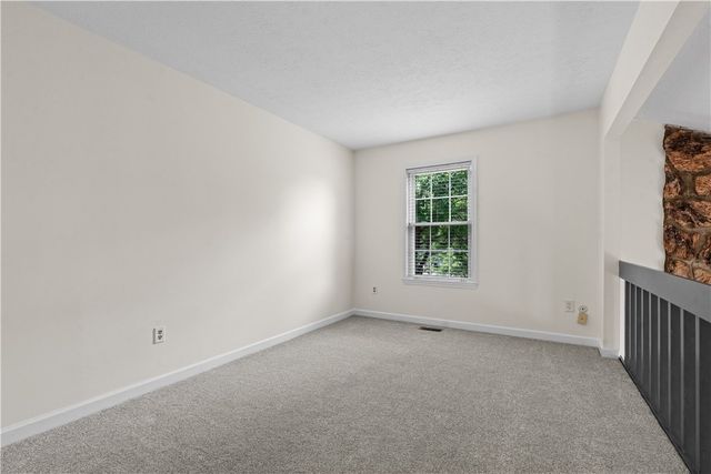 1003 Foxshire Place, Centerville, OH 45458