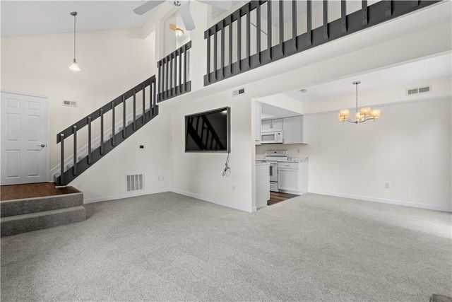 1003 Foxshire Place, Centerville, OH 45458