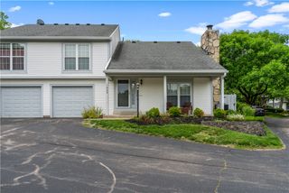 1003 Foxshire Place, Centerville, OH 45458