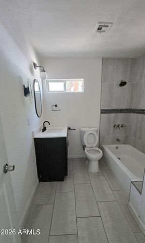 203 W MISSION Lane, Phoenix, AZ 85021