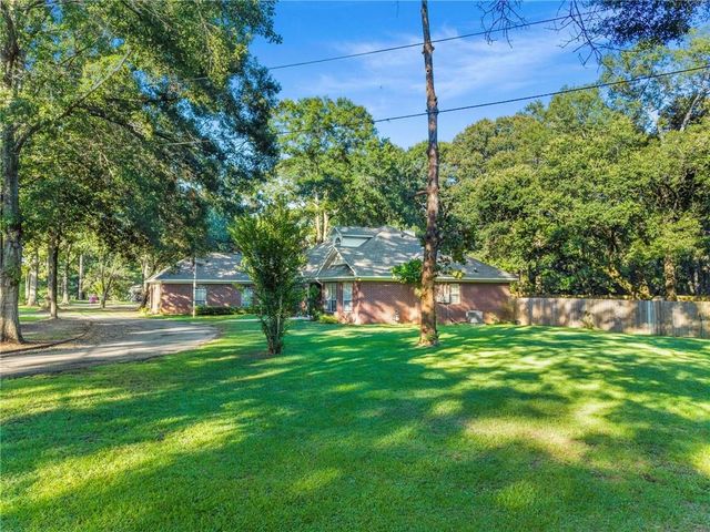 8319 Old Pascagoula Road, Theodore, AL 36582