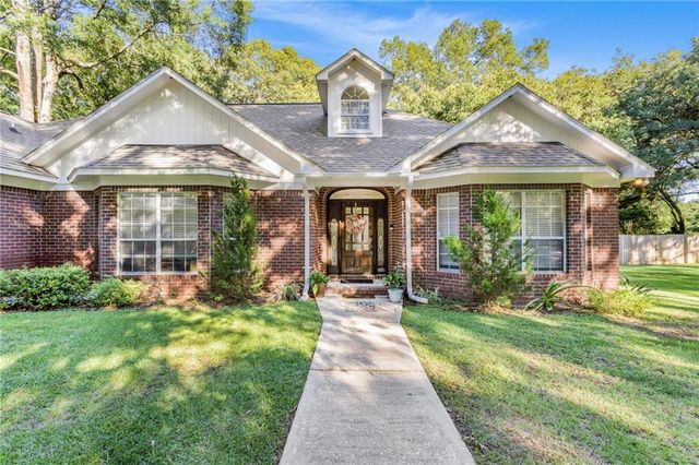 8319 Old Pascagoula Road, Theodore, AL 36582