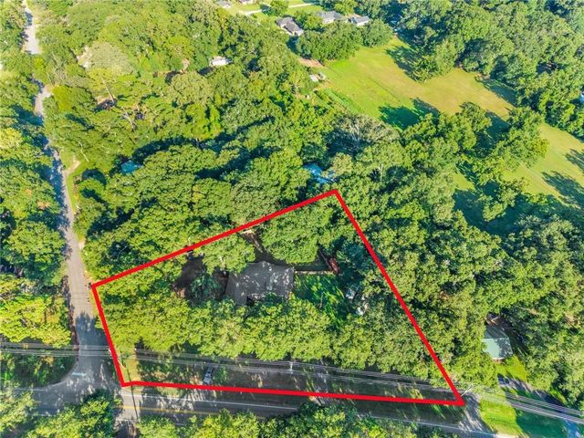 8319 Old Pascagoula Road, Theodore, AL 36582