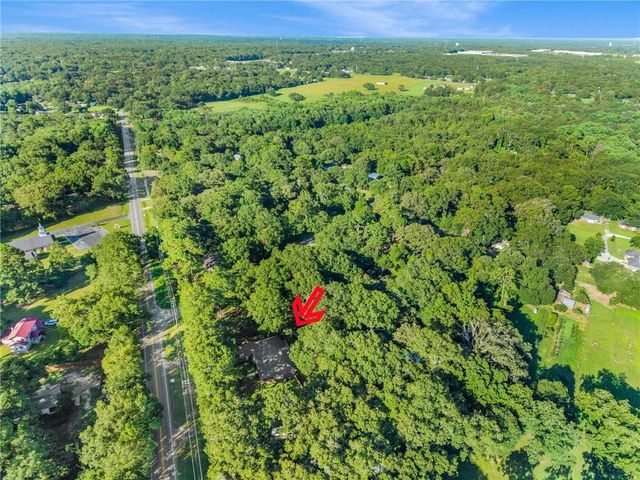 8319 Old Pascagoula Road, Theodore, AL 36582