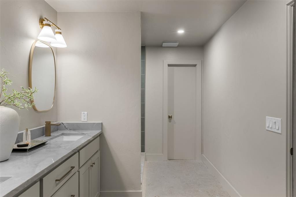 Image 33 of property listing at 1219 Westchester Drive, Oklahoma City, OK 73114