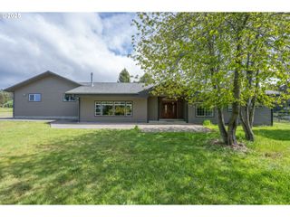 54601 WINTERBERRY Dr, Bandon, OR 97411