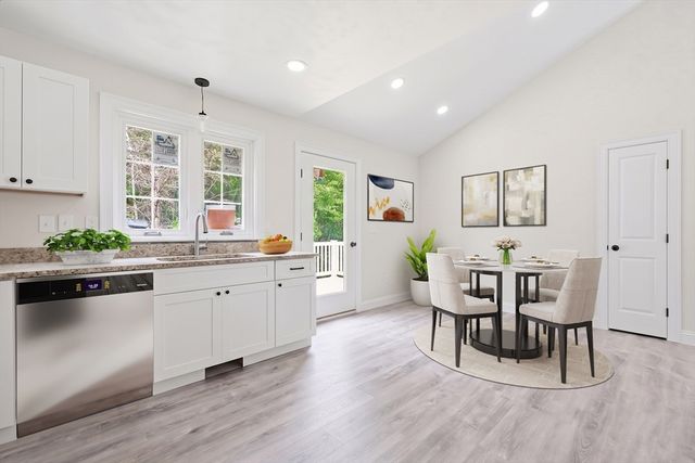 100 Old Worcester Rd, Charlton, MA 01507