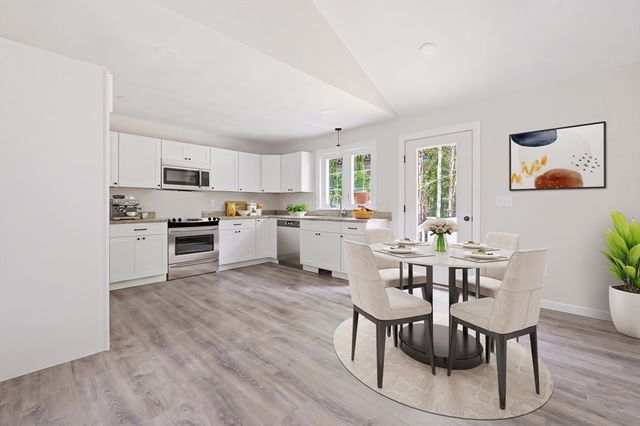100 Old Worcester Rd, Charlton, MA 01507