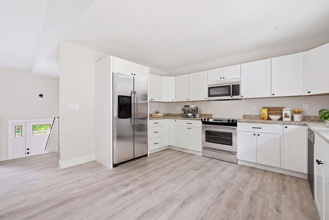 100 Old Worcester Rd, Charlton, MA 01507