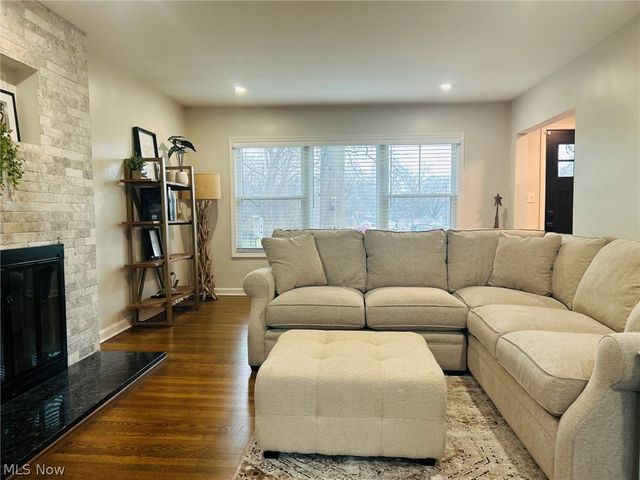 399 Mineola Avenue, Akron, OH 44320