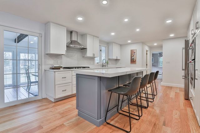 110 Quail Run Road, North Andover, MA 01845