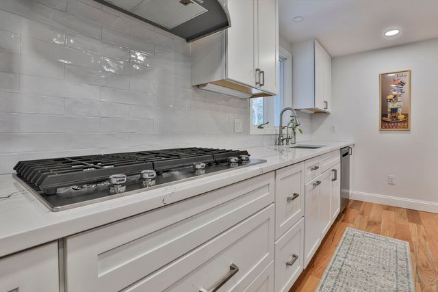 110 Quail Run Road, North Andover, MA 01845