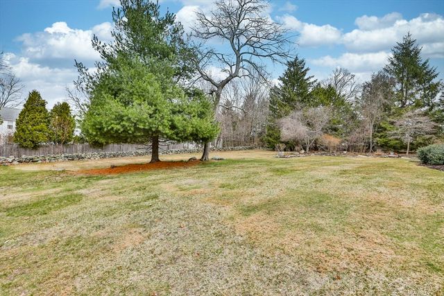 110 Quail Run Road, North Andover, MA 01845