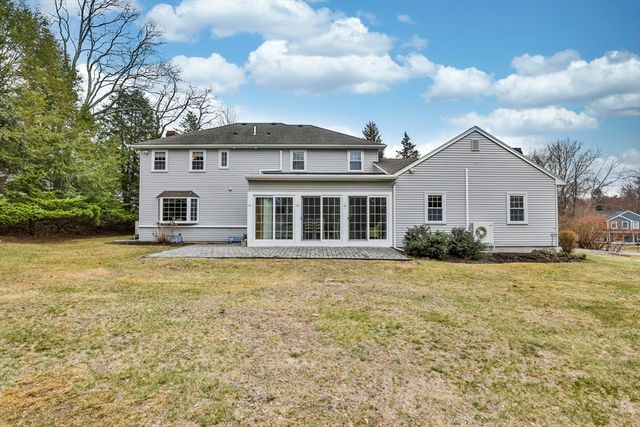 110 Quail Run Road, North Andover, MA 01845