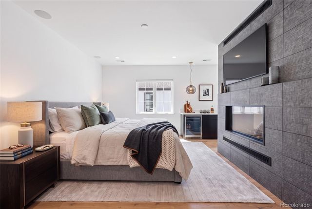 2339 S Saint Paul Street, Denver, CO 80210
