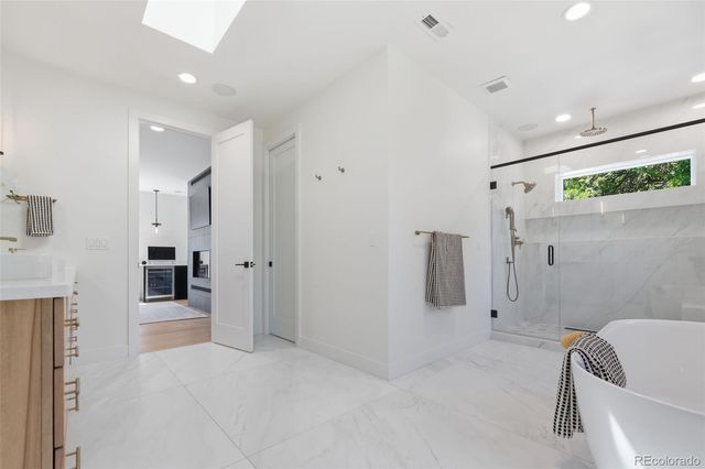 2339 S Saint Paul Street, Denver, CO 80210