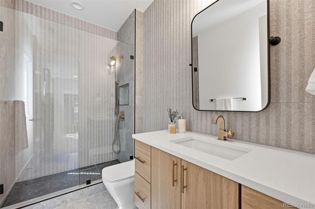 2339 S Saint Paul Street, Denver, CO 80210