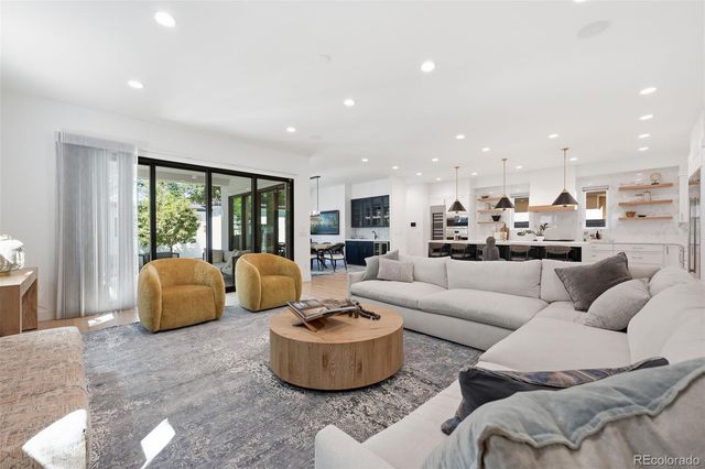 2339 S Saint Paul Street, Denver, CO 80210