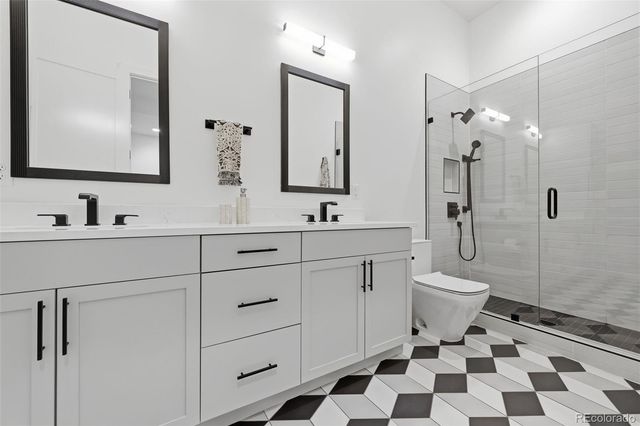2339 S Saint Paul Street, Denver, CO 80210