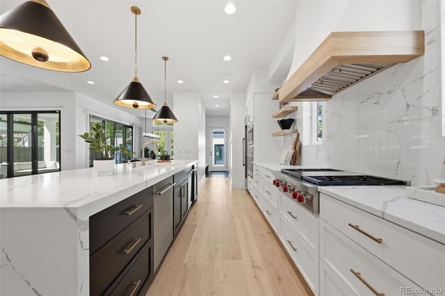 2339 S Saint Paul Street, Denver, CO 80210