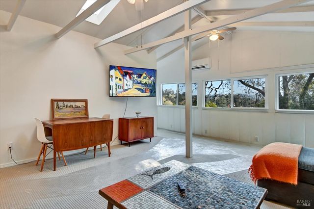 51 Berry Trl, Fairfax, CA 94930