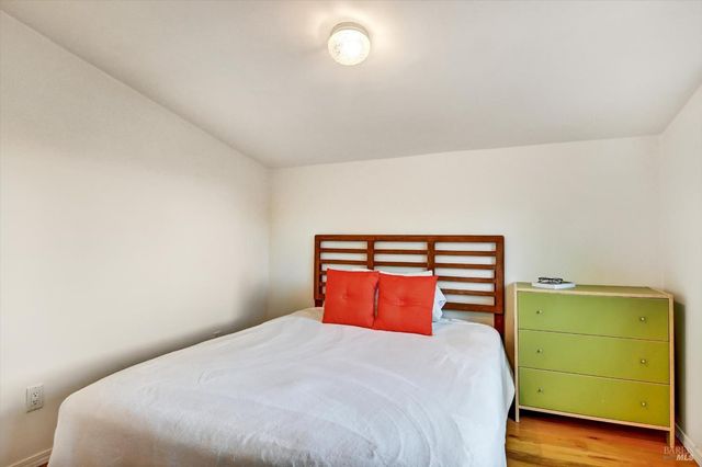 51 Berry Trl, Fairfax, CA 94930