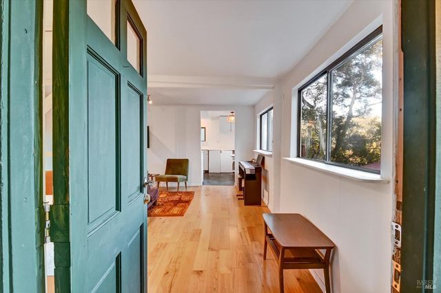 51 Berry Trl, Fairfax, CA 94930