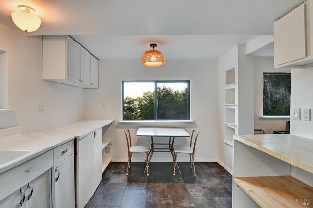 51 Berry Trl, Fairfax, CA 94930