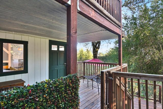 51 Berry Trl, Fairfax, CA 94930