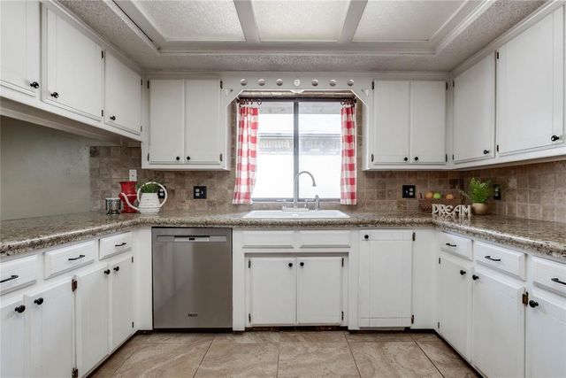 12909 Saint Christopher Drive, Oklahoma City, OK 73120