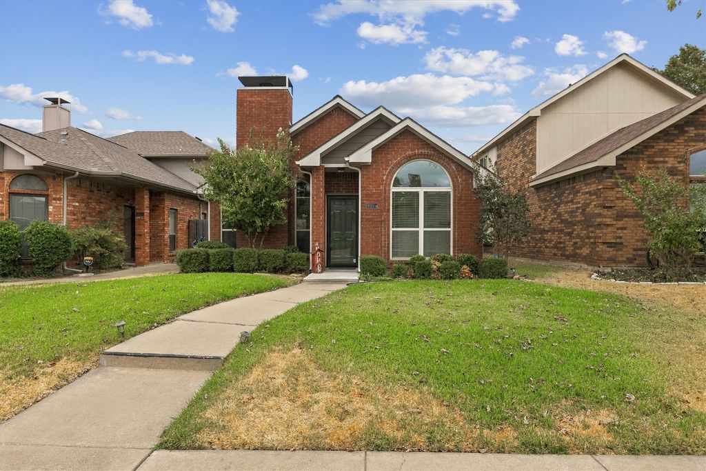2031 Greenview Drive A, Carrollton, TX 75010 — exterior