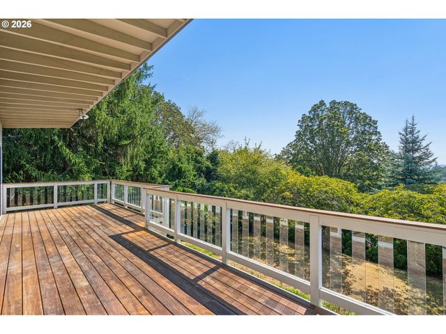 10435 Sw 63RD Dr, Portland, OR 97219