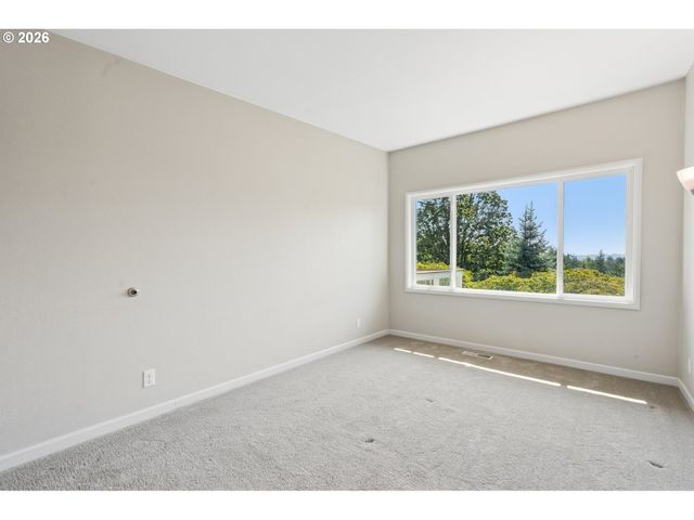 10435 Sw 63RD Dr, Portland, OR 97219