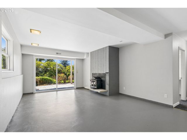 10435 Sw 63RD Dr, Portland, OR 97219