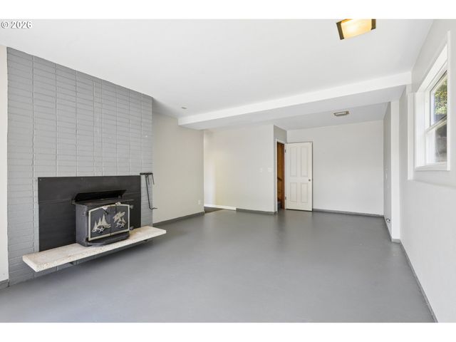 10435 Sw 63RD Dr, Portland, OR 97219