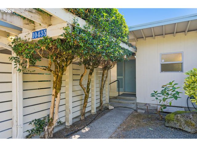 10435 Sw 63RD Dr, Portland, OR 97219