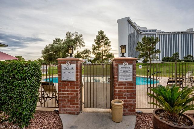 650 Oakmont Avenue 2111, Las Vegas, NV 89109