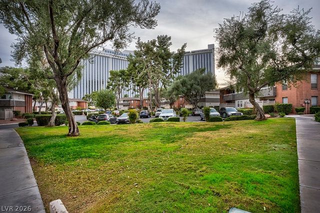 650 Oakmont Avenue 2111, Las Vegas, NV 89109