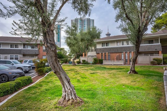 650 Oakmont Avenue 2111, Las Vegas, NV 89109