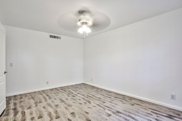 650 Oakmont Avenue 2111, Las Vegas, NV 89109