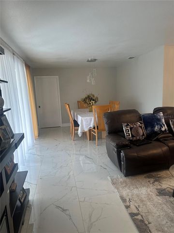 7100 SCRUBOAK LANE, Orlando, FL 32818